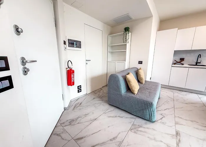 Jeneau Al Mare Con Posto Auto Rif A825