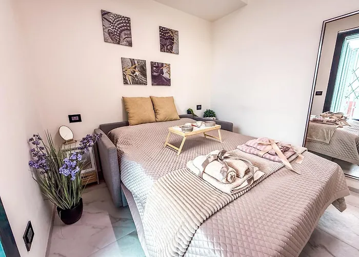 Apartment Jeneau Al Mare Con Posto Auto Rif A825 *